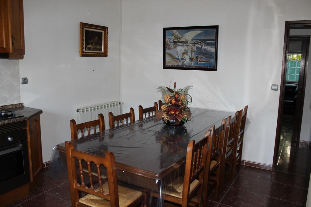 Hostel Casa Lucas 차르네카 외부 사진