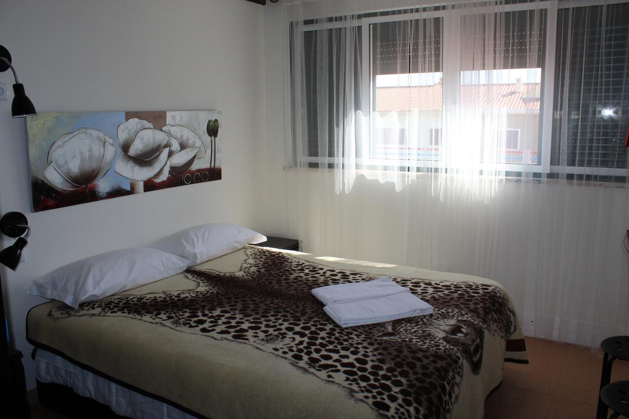 Hostel Casa Lucas 차르네카 외부 사진