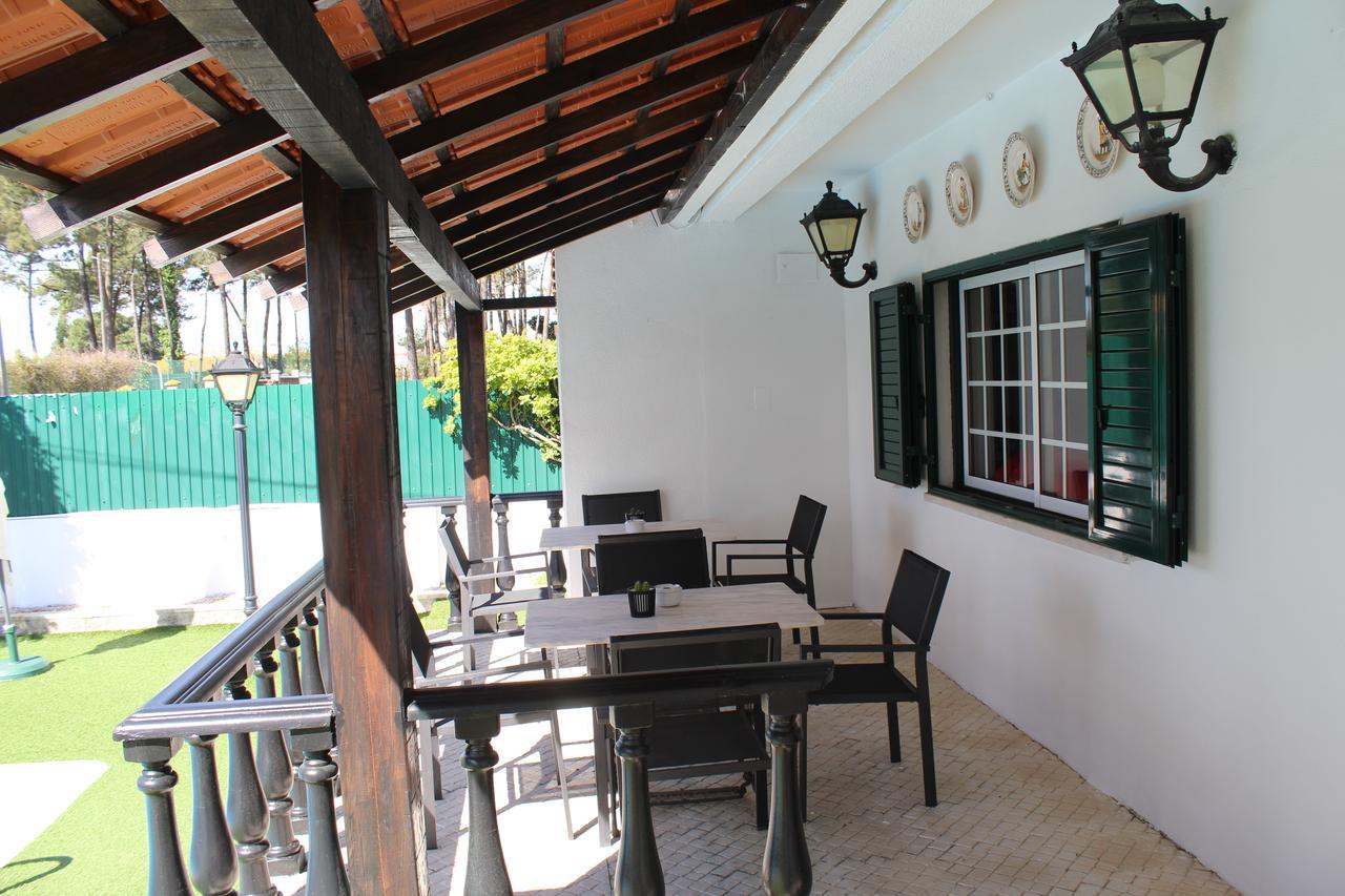 Hostel Casa Lucas 차르네카 외부 사진