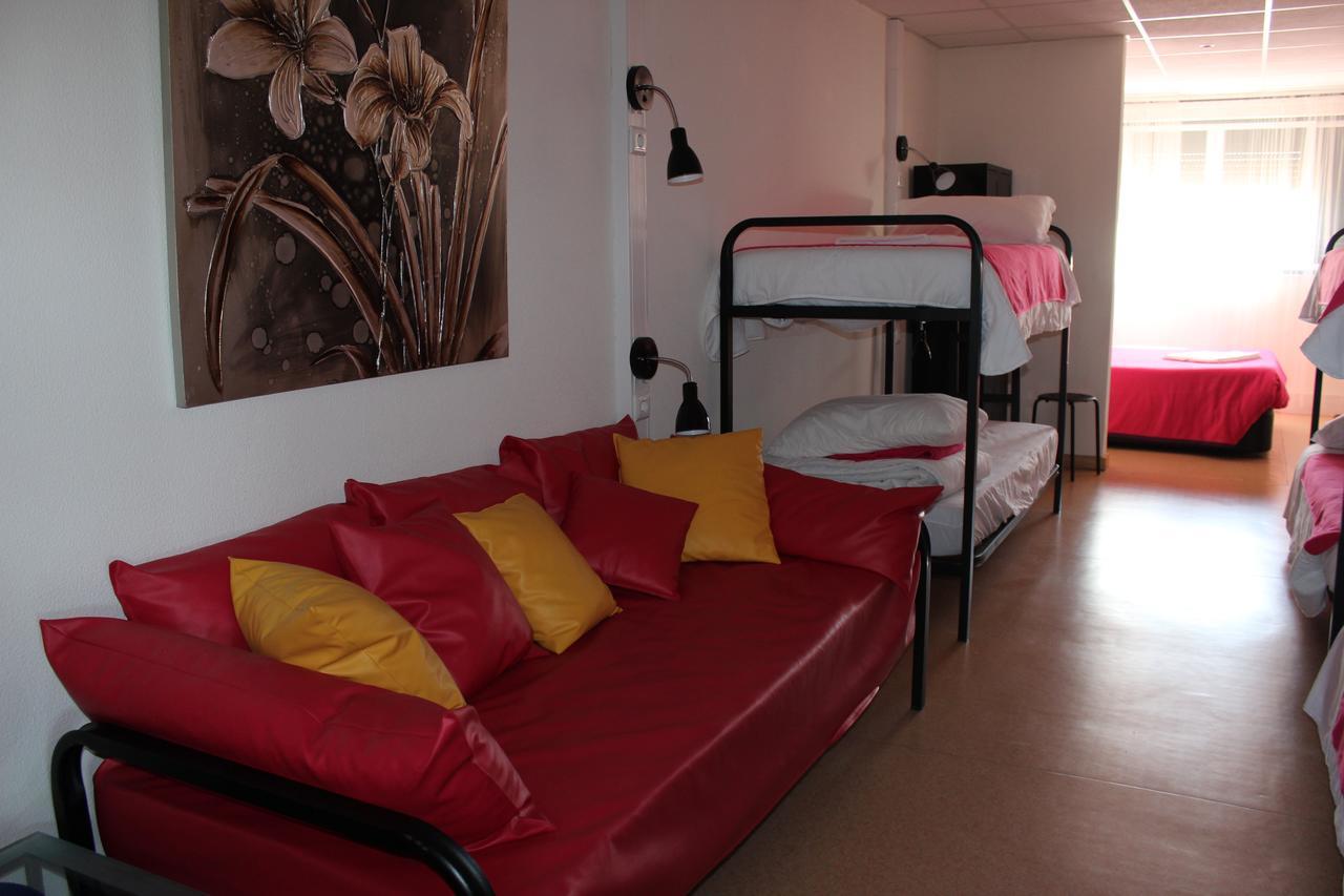 Hostel Casa Lucas 차르네카 외부 사진